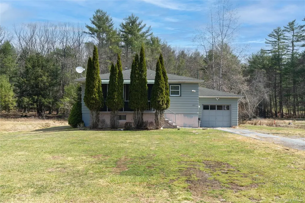220 County Road 21