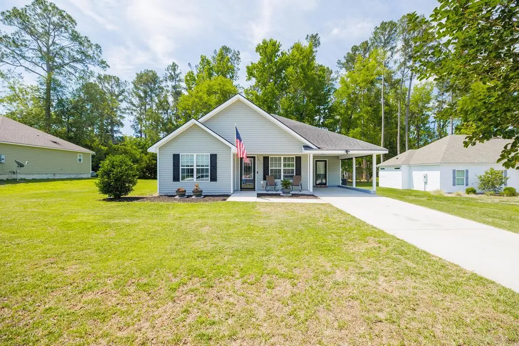 7371 North Creek Cir