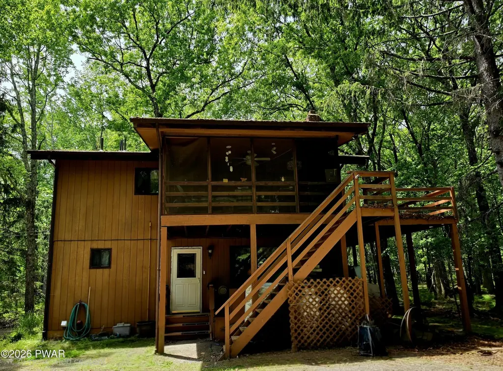 104 Boulder Dr