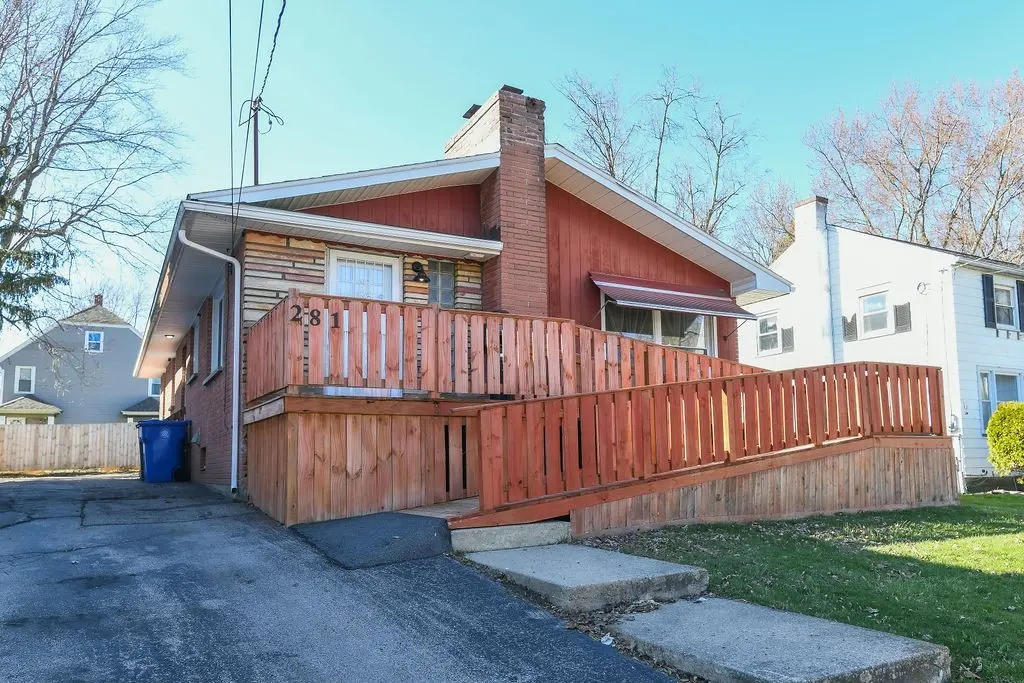 281 Ellison St