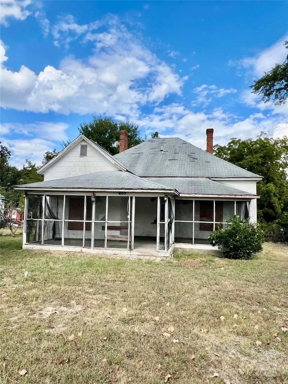 407 Chester Ave