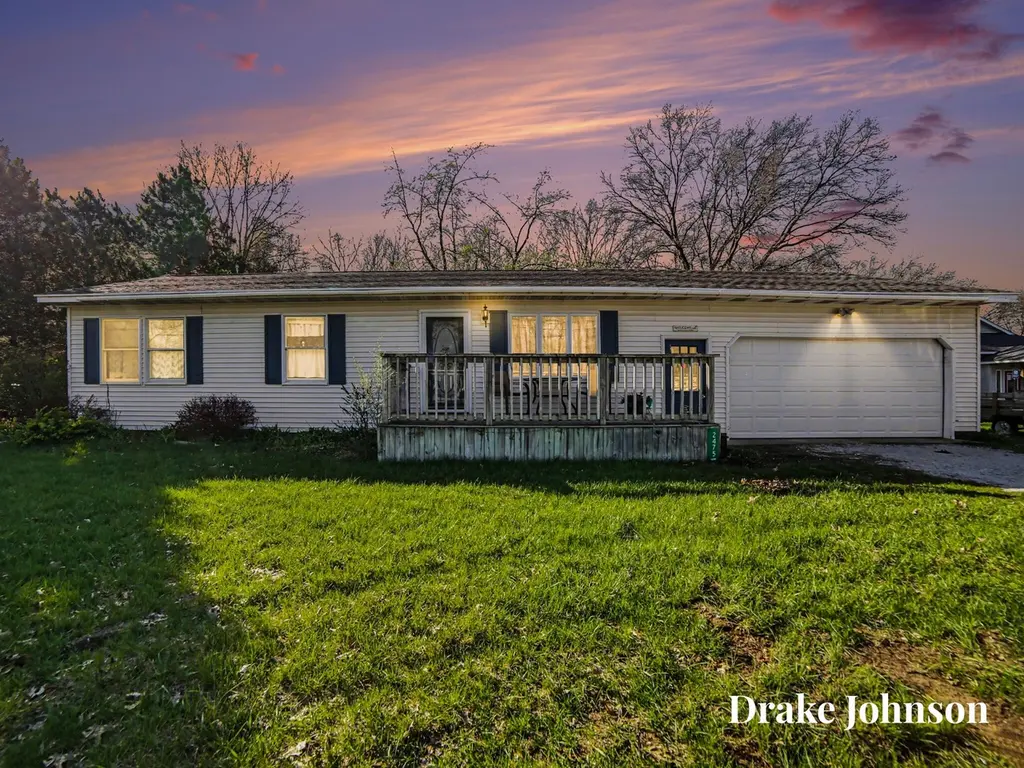 2475 Holton Rd