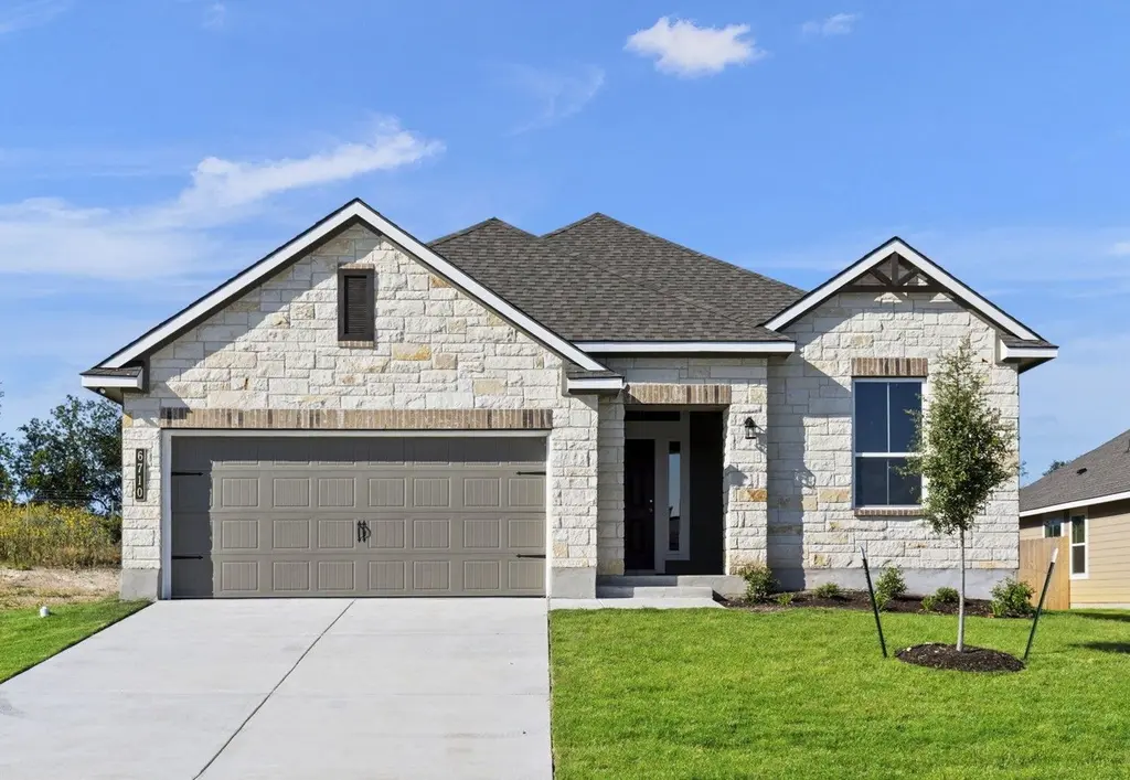 4107 Loganberry Ln