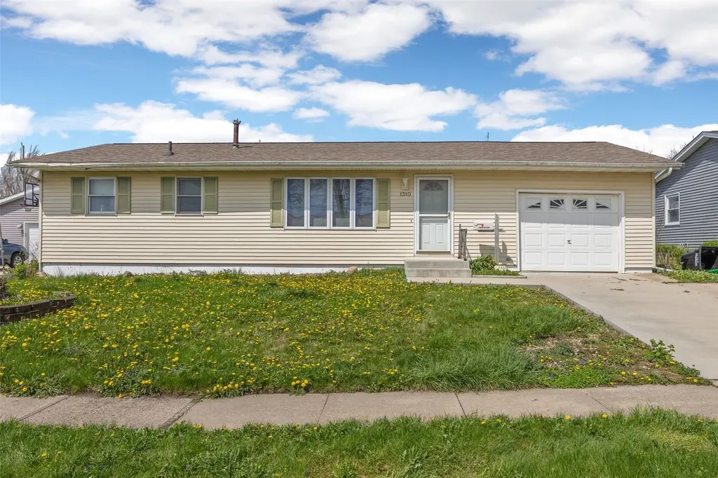 1310 G Ave