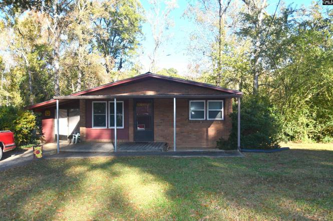2402 Rosalyn Dr
