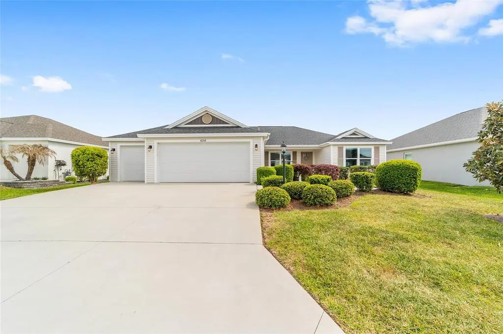 6316 Danielson Loop