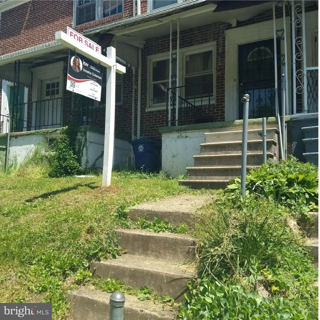 973 Ellicott Dr