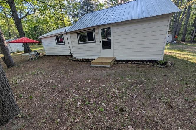 3821 S Townline Rd