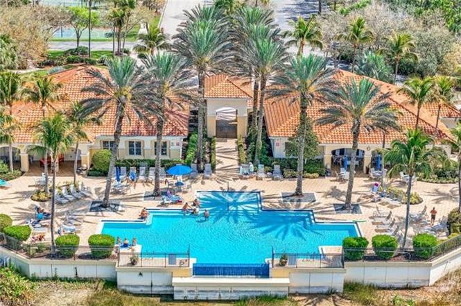 2040 Tarpon Bay Dr N #201
