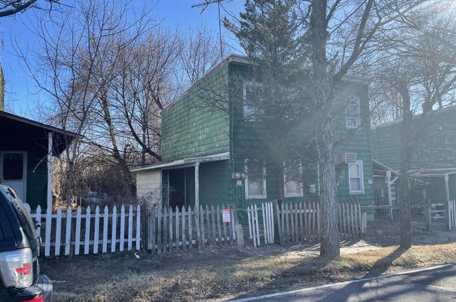 83 Kreischer St