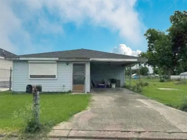500 Ash Dr