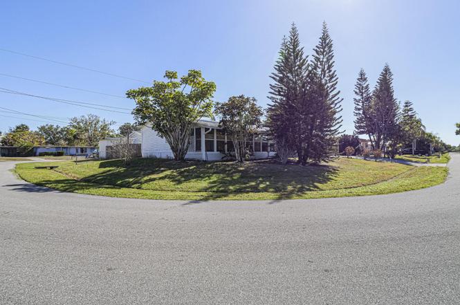 37 Sapphire St