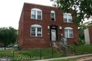 2817 Buena Vista Ter SE