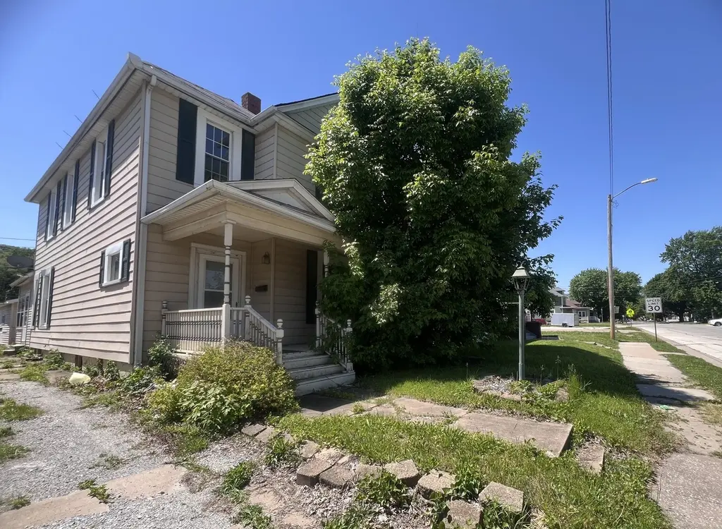 620 16th Ave