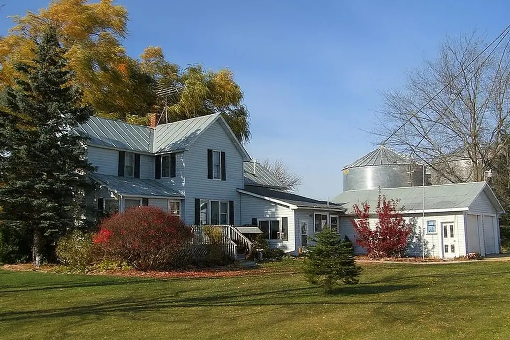 1324 Townline 14 Rd