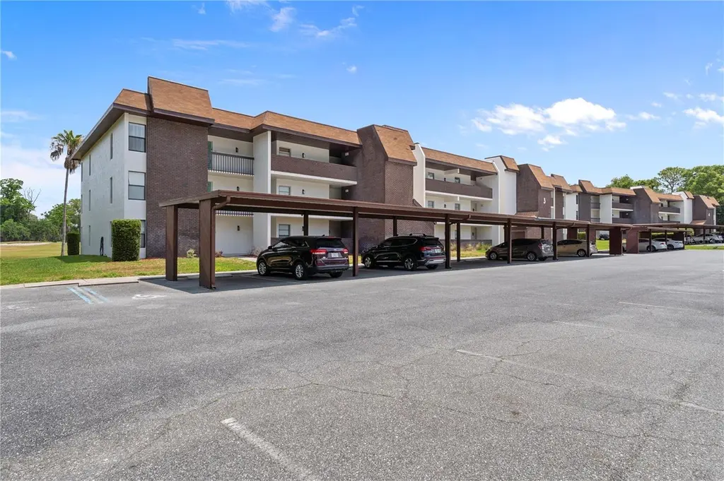 3 Cypress Run Unit 31C