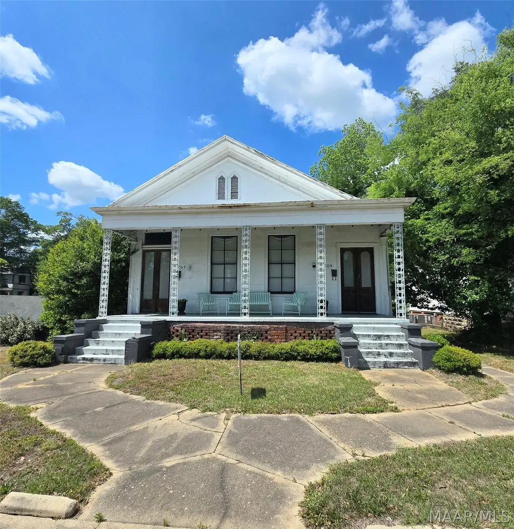 707 Dallas Ave