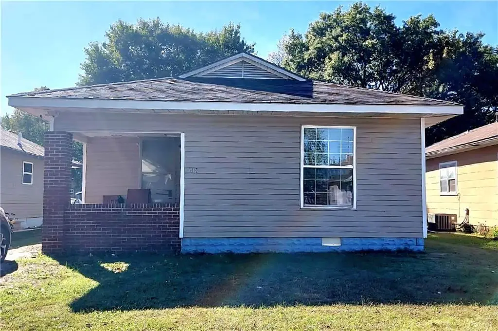 108 E 23rd N/A