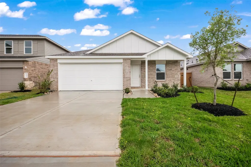 206 Lantana Ln