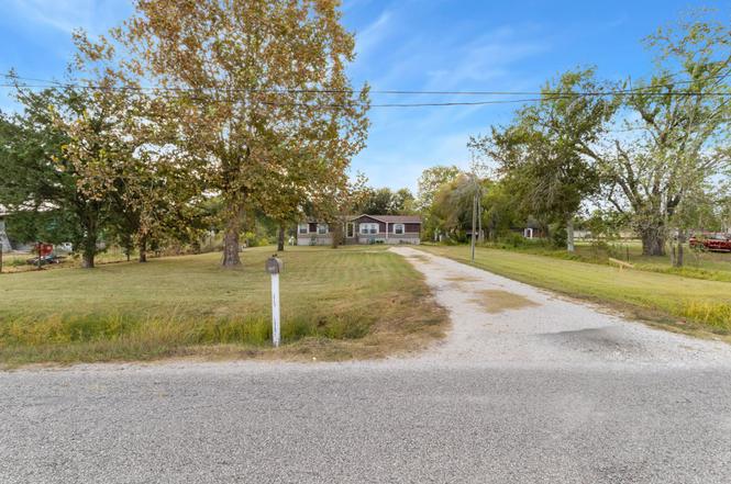 445 County Road 6021