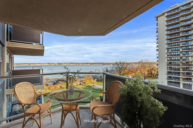 17-85 215 St Unit 5L