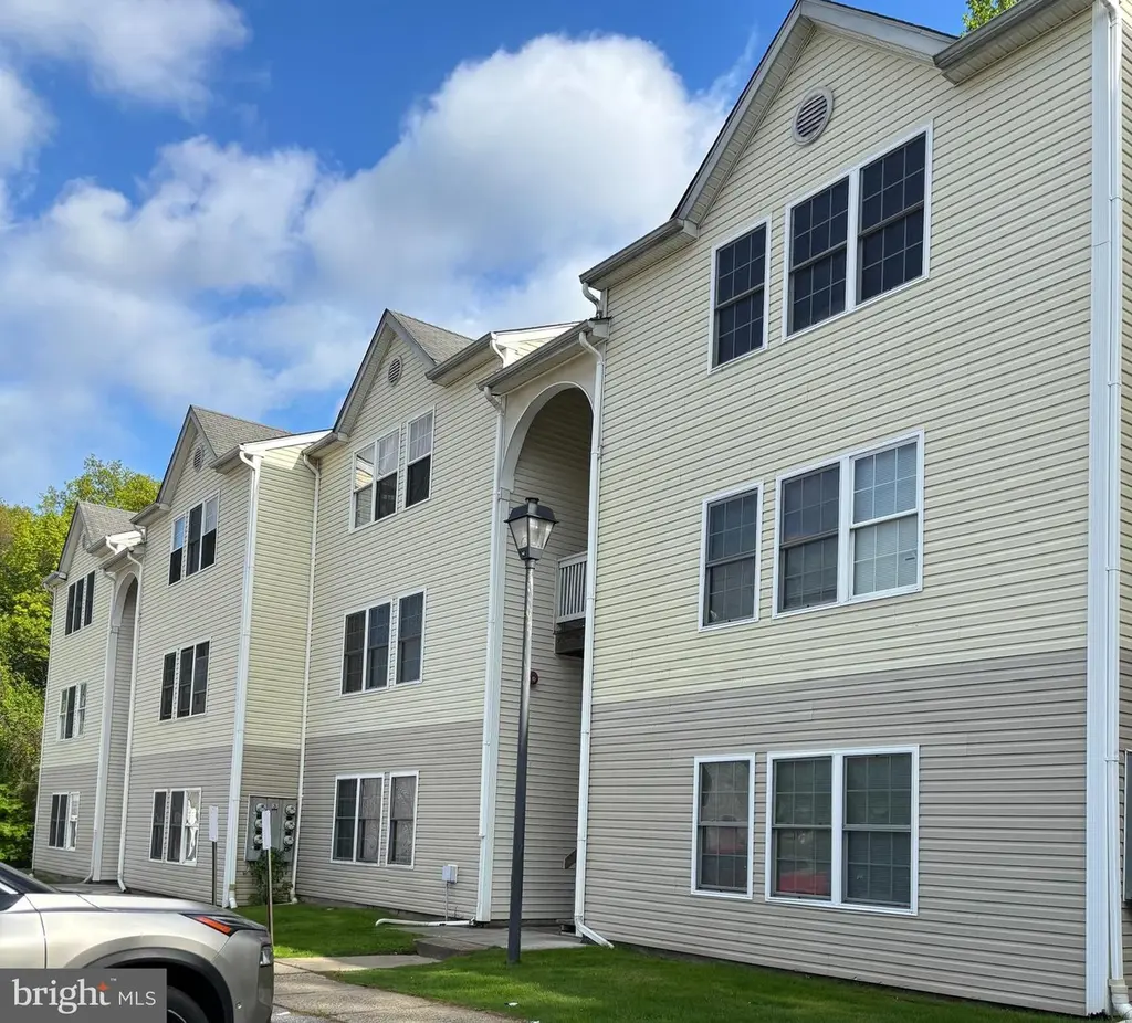 216-B Highland Blvd #76