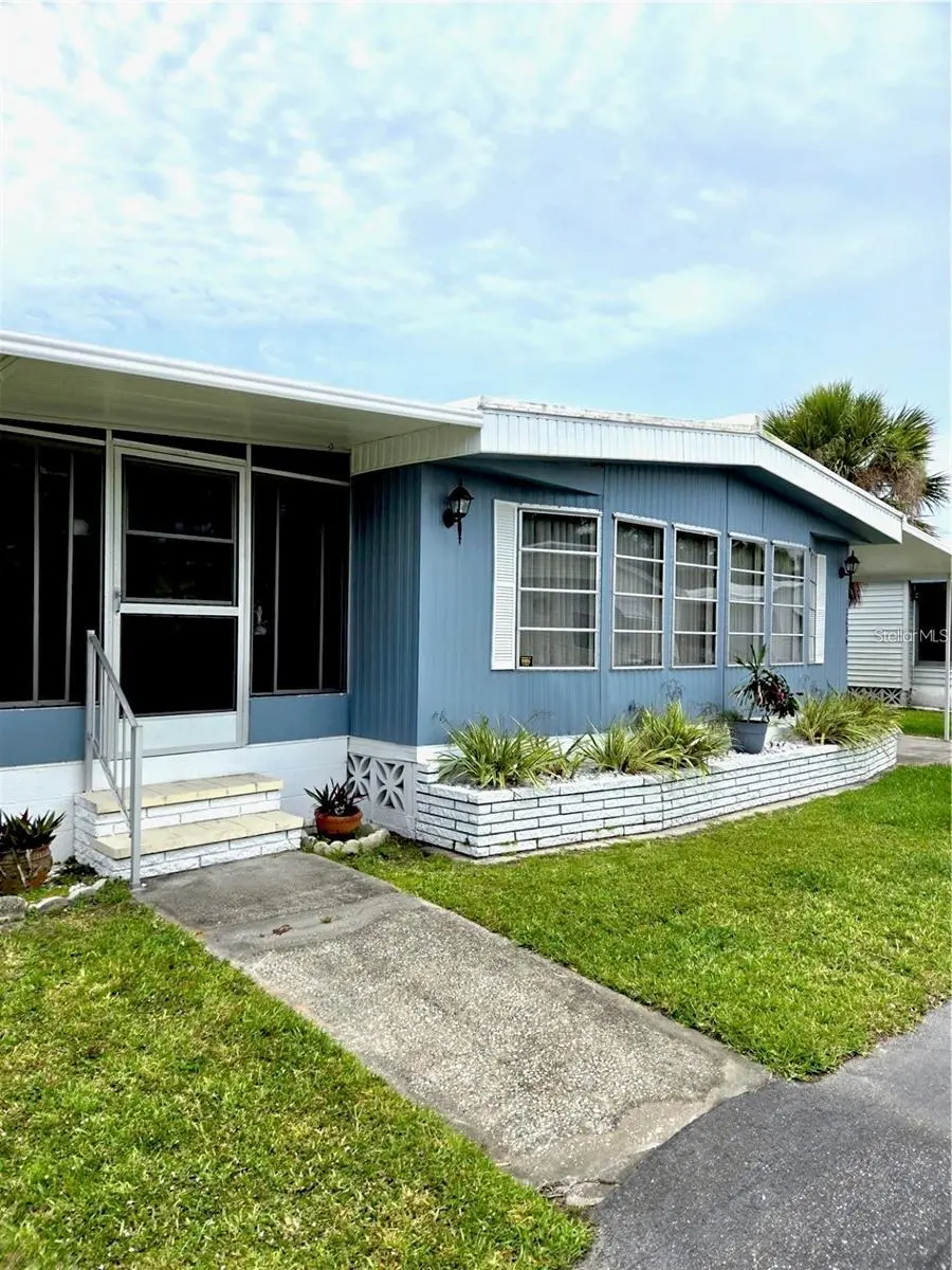 2236 Gondola Dr