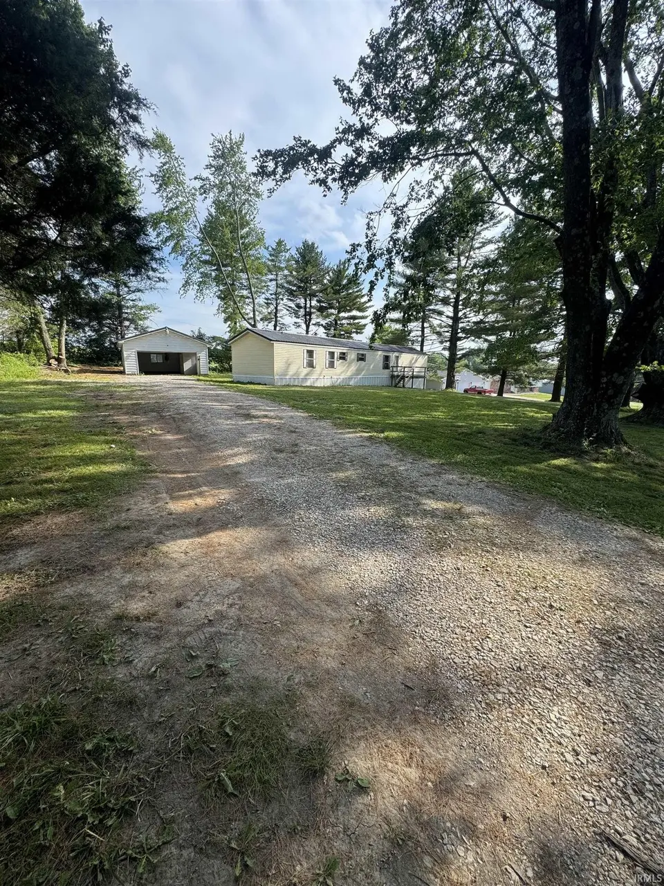 8392 US Highway 50 Cmn