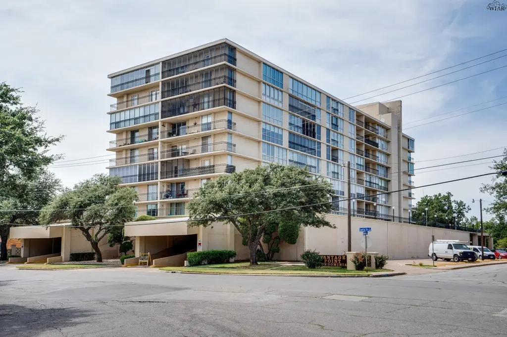 2100 Santa Fe St Unit 306