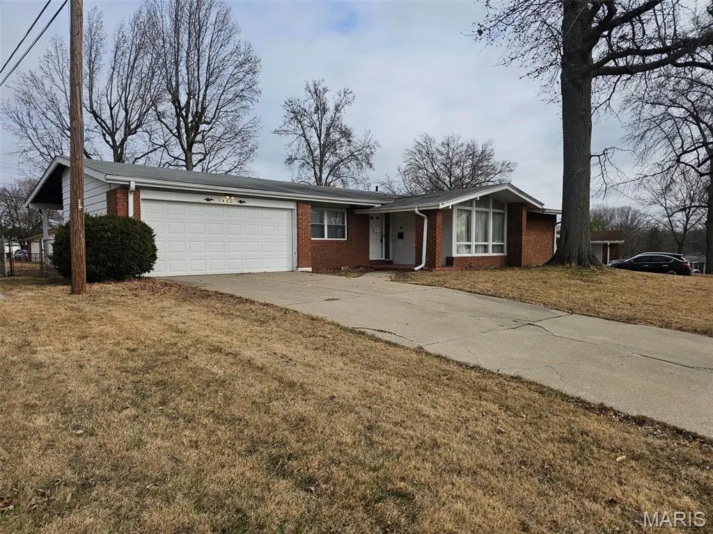 1460 Tremont Dr