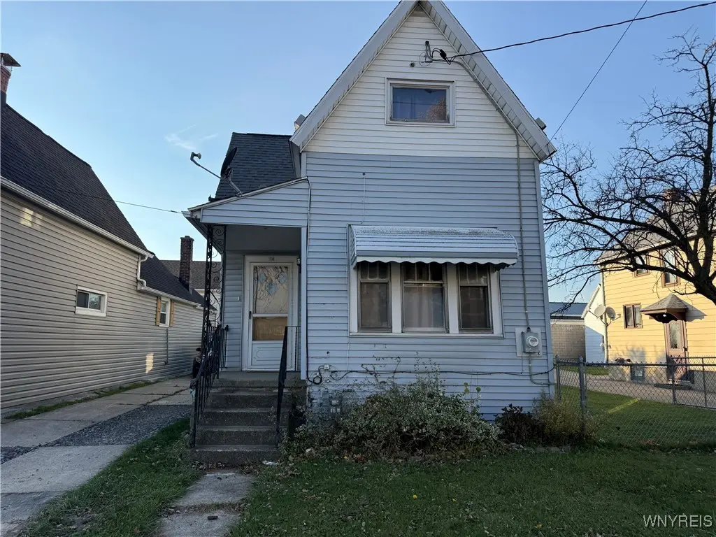 194 Halstead Ave