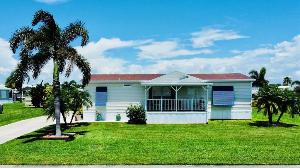 4350 SW 10th Ave