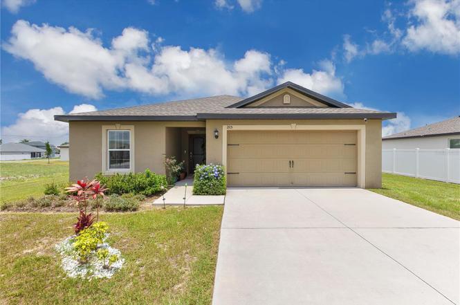 205 Cimarron Dr