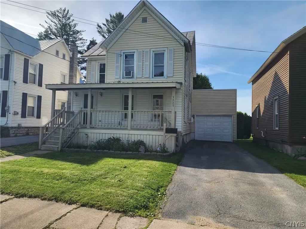 5537 Trinity Ave