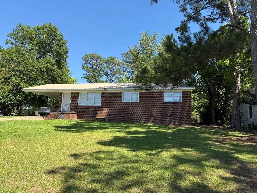 200 Ingleside Drive Dr S