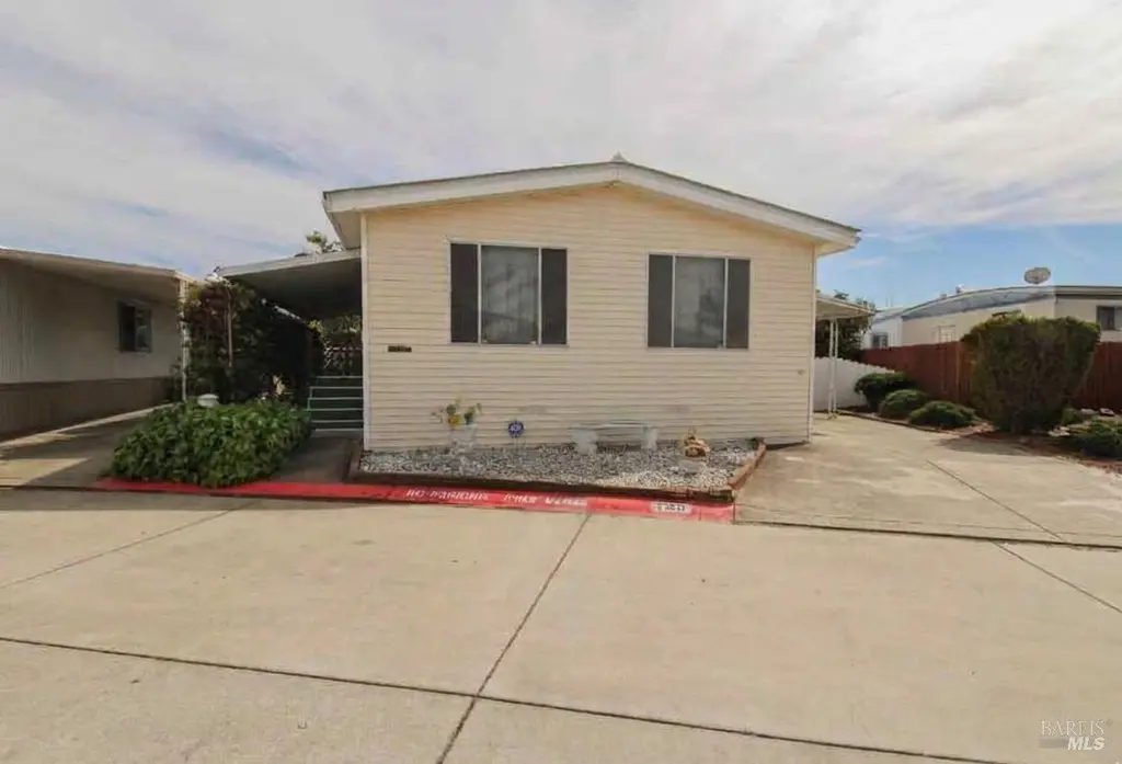 139 Segovia Ct