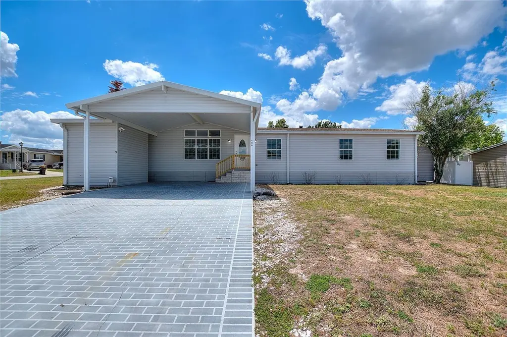 486 Lindsey Dr