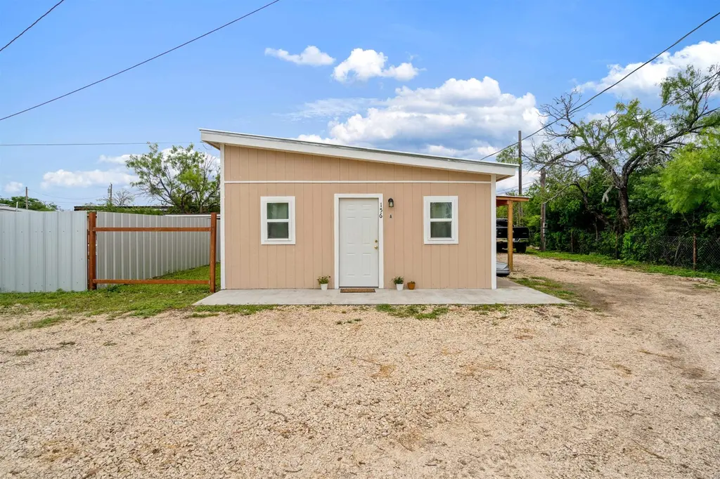 156 Harvey Dr
