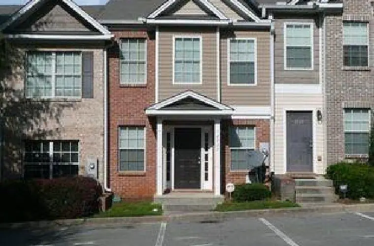 2739 Vining Ridge Ter