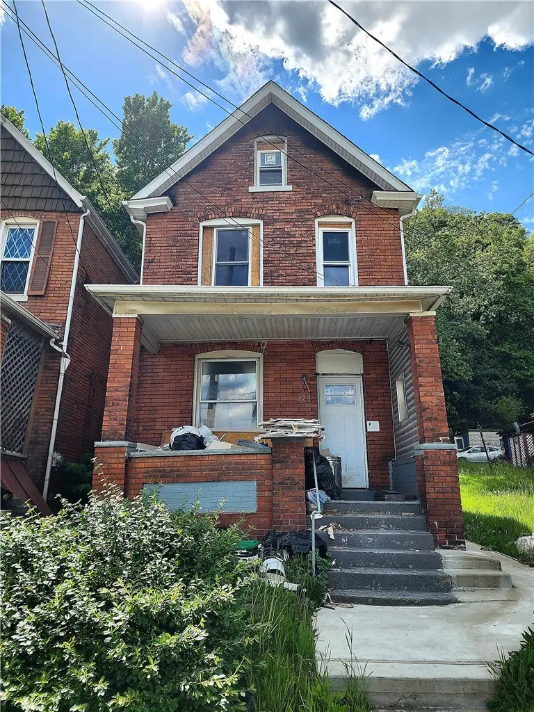 229 Freeport Rd