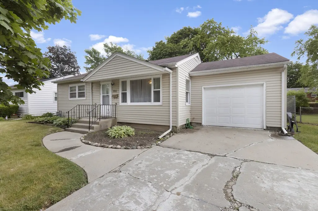 3311 Constance Dr