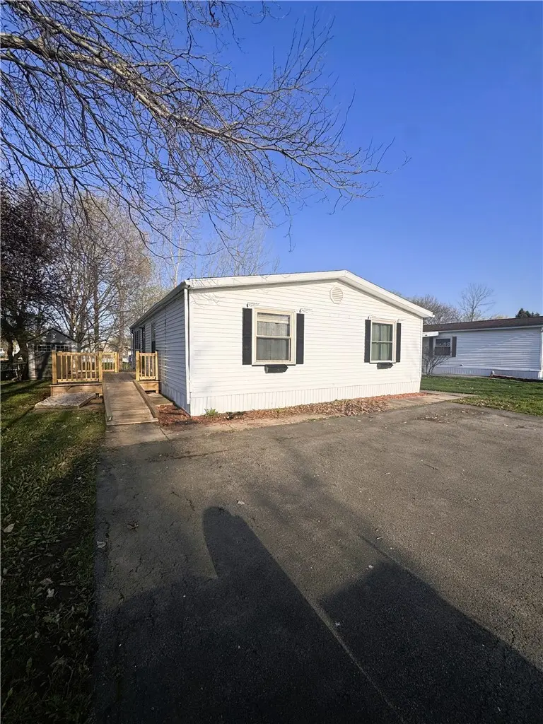 239 Sunset Dr