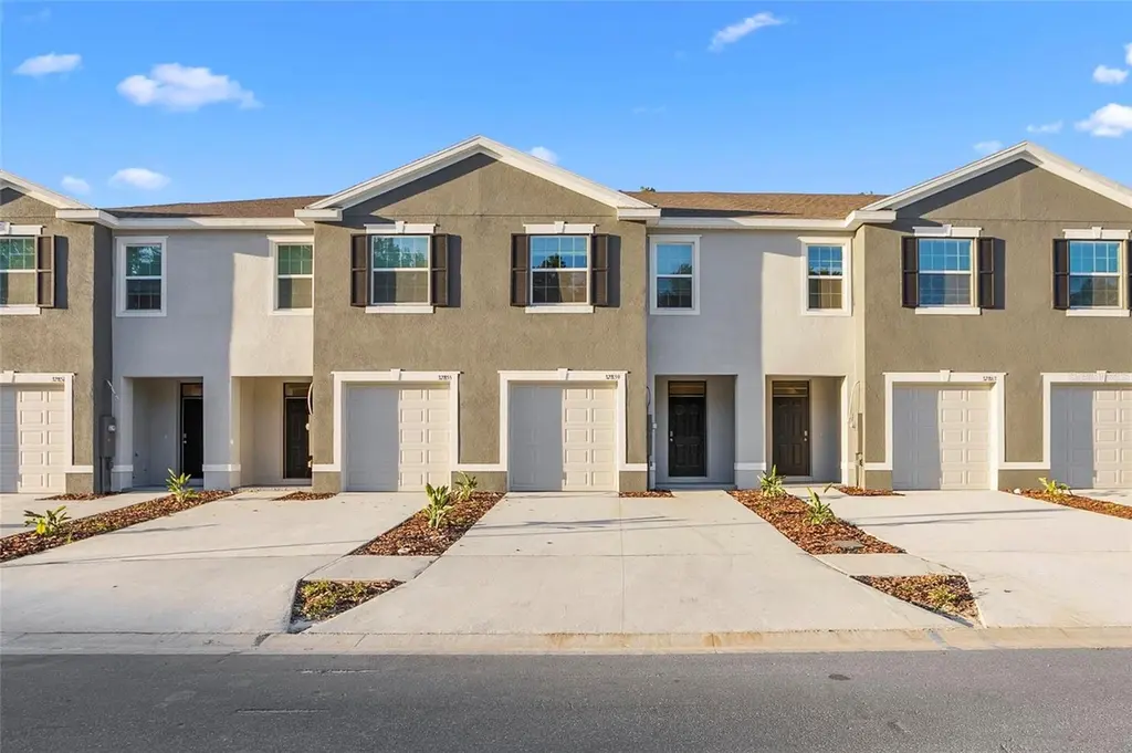 32859 Pez Landing Ln
