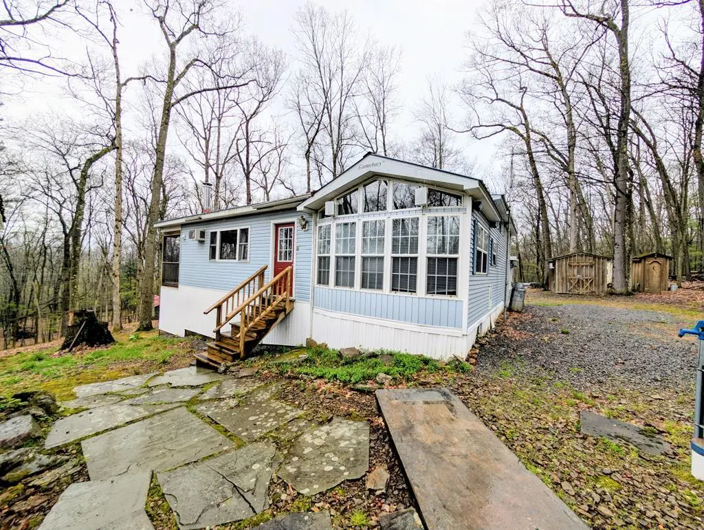207 Seneca Hills Rd