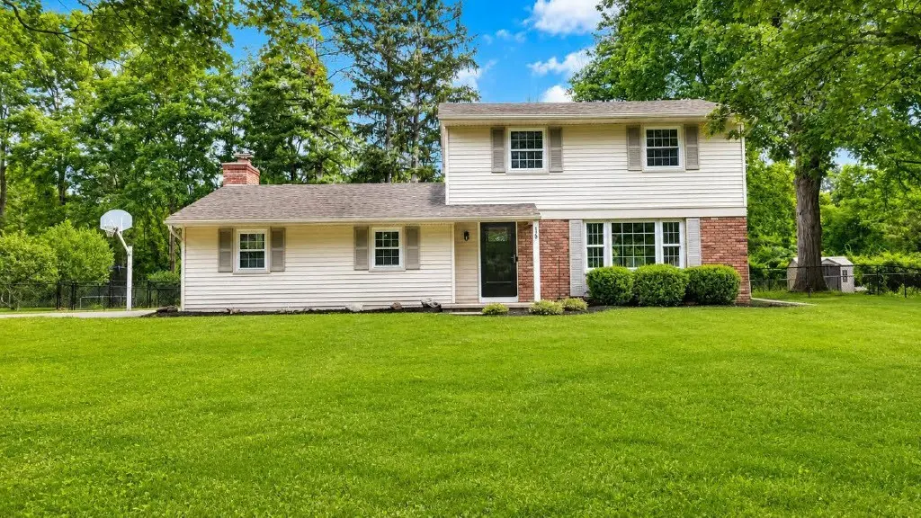 120 Benedict Rd