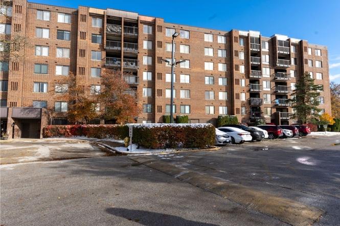 400 Park Ave #703
