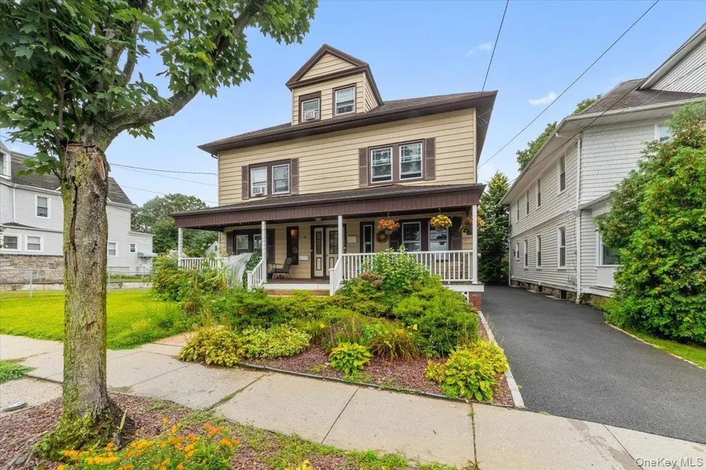 60 Underhill St