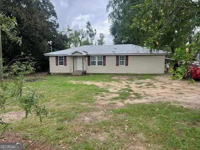 400 W Bluff St