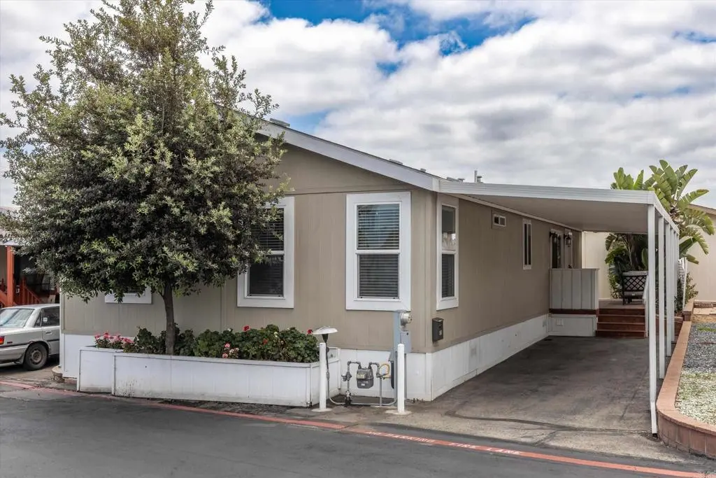 1515 Capalina Rd #15