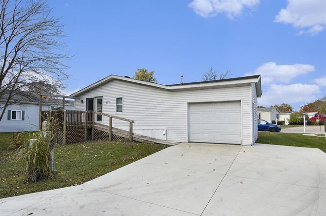 6673 Pamela Ct